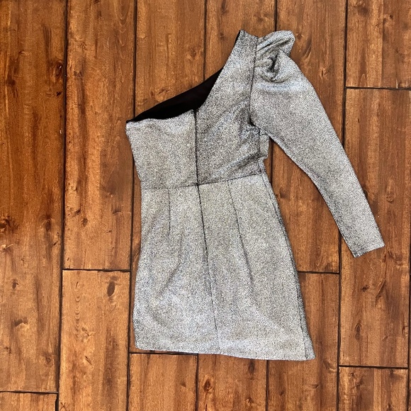 Aqua One Shoulder Short Silver Dress - Picture 2 of 5